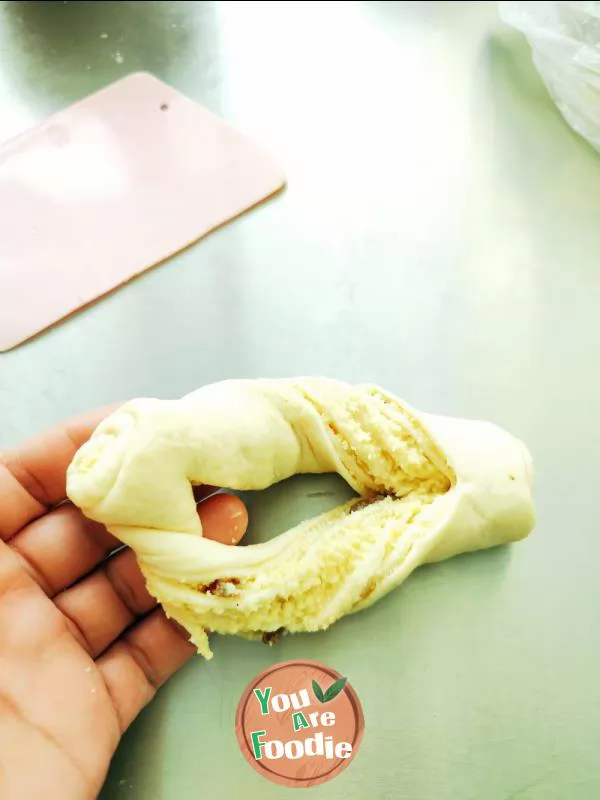 Steamed bun with coconut paste