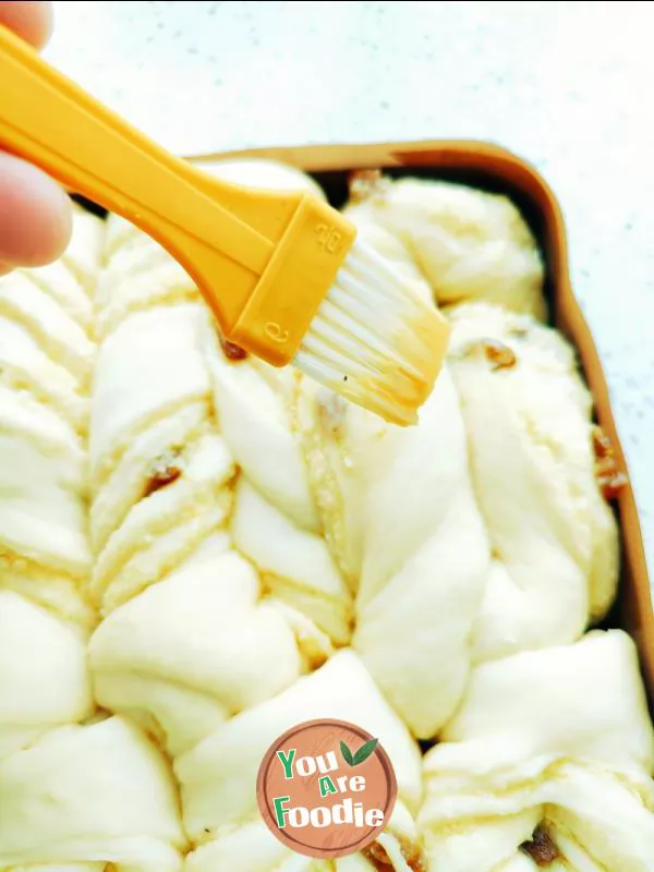 Steamed bun with coconut paste