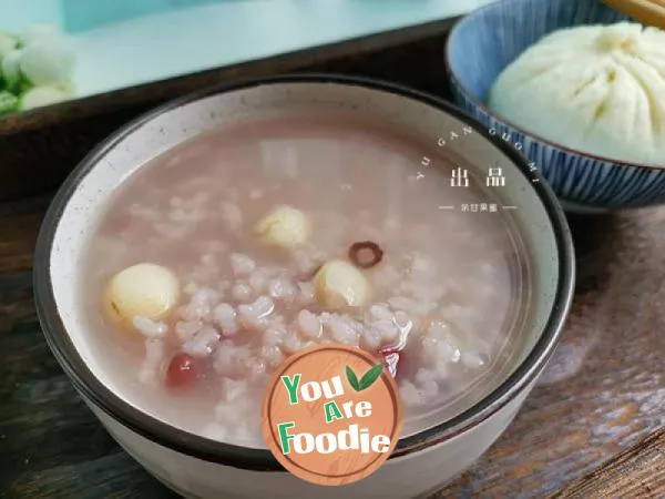 Red bean and lotus seed porridge