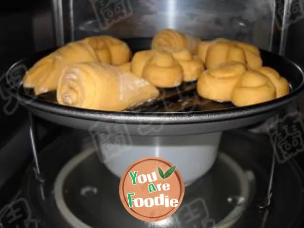 Steamed bread with anhydrous pumpkin