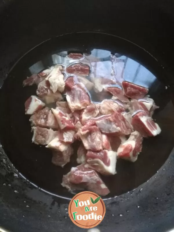 Stewed carrot with beef