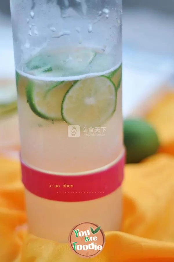 Iced lime juice