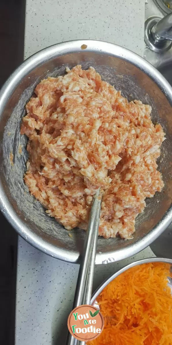 Fried carrot meatballs