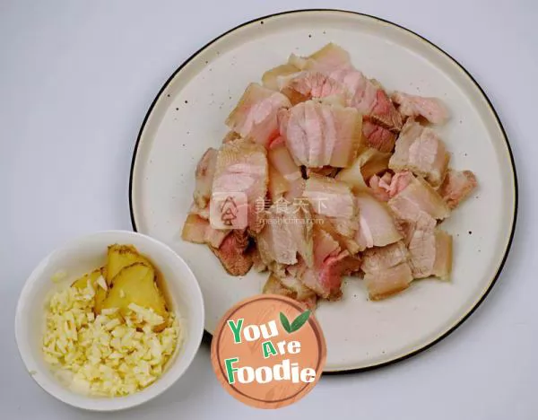 Fragrant double cooked pork