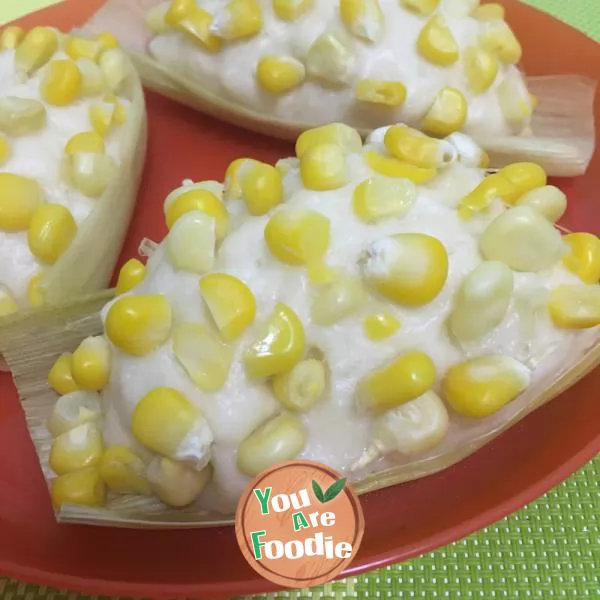 Steamed bread with corn and milk flavor