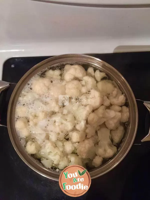 Preserved pork cauliflower