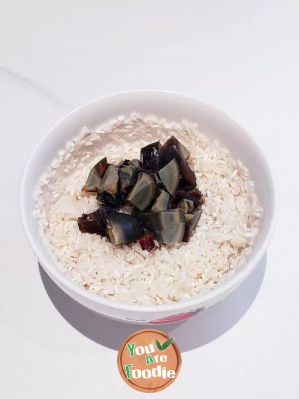 Preserved Egg and Lean Pork Congee (Xiaomei Version)