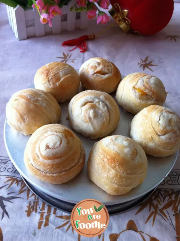 Pumpkin stuffed crispy balls