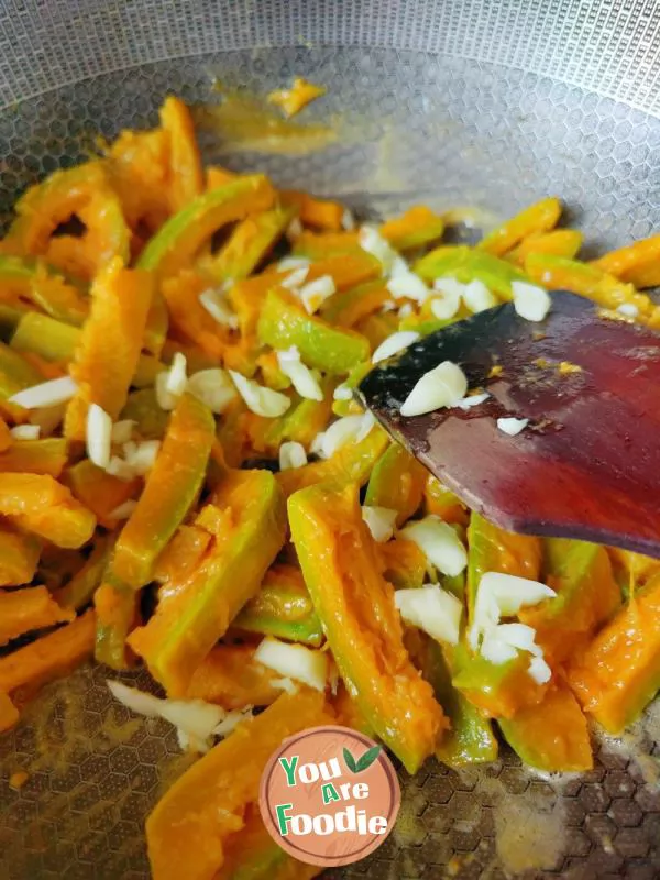 Baked pumpkin with salted egg yolk