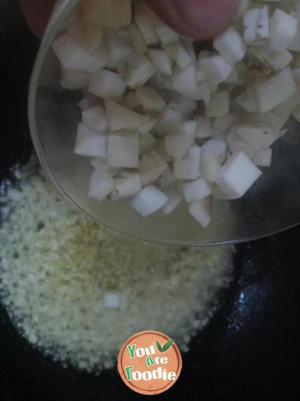 Diced eggplant noodles