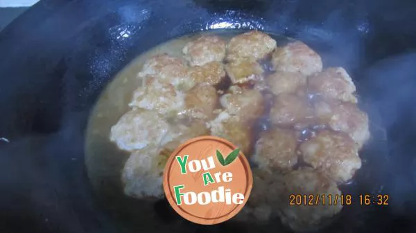 Fried meatballs in the South