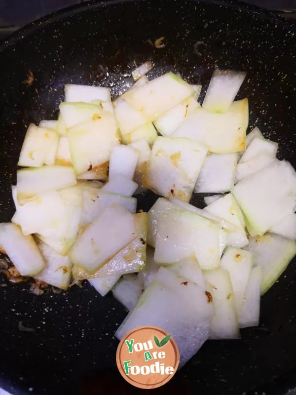 Fried white gourd with shrimp skin