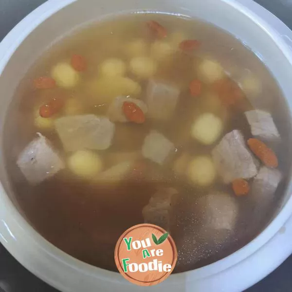 Lotus root and lotus seed lean meat soup