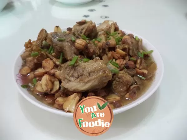 Steamed spare ribs with lotus seeds