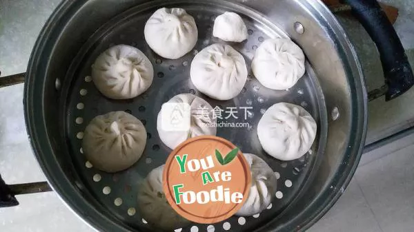 Shrimp meat bun