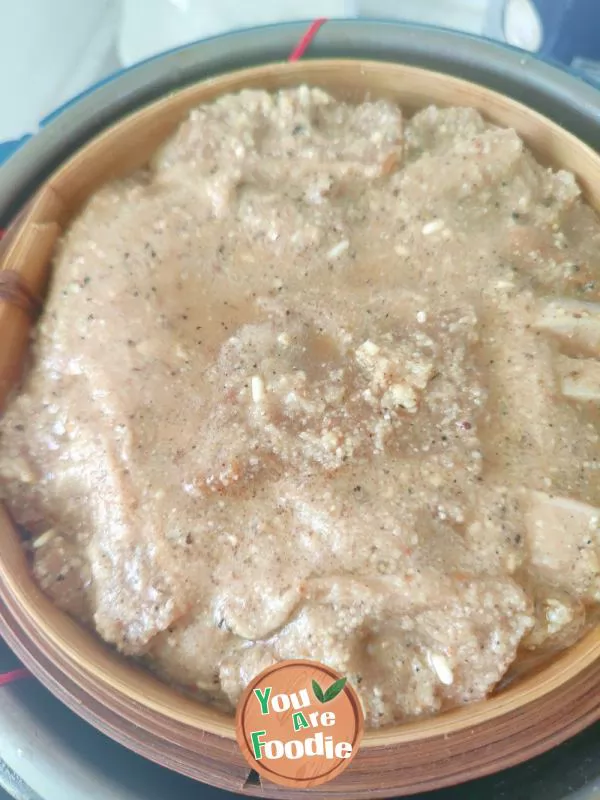 steamed pork with rice flour