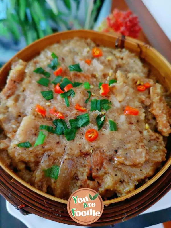 steamed pork with rice flour