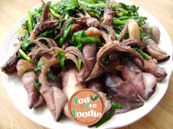 Fried cuttlefish with leeks