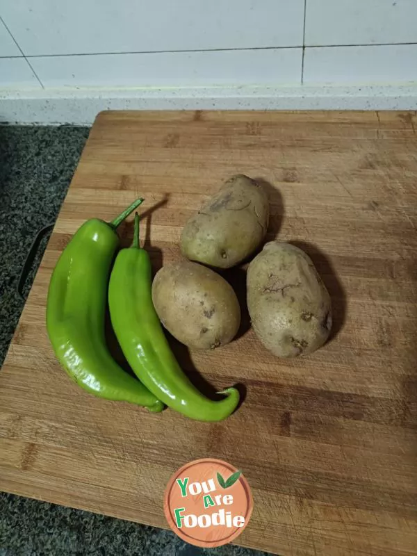 Fried Potato Chips with Pepper