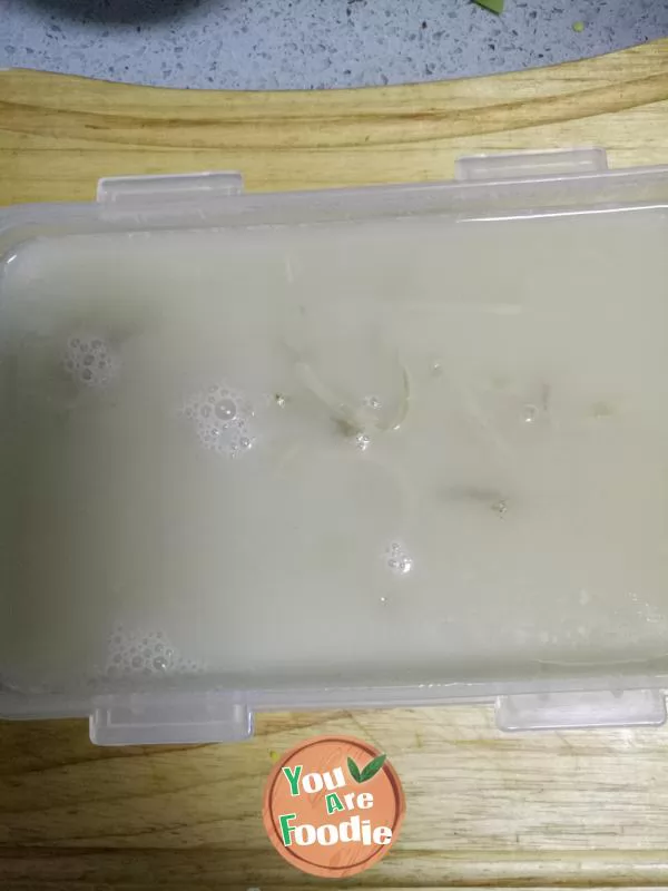 Delicious meat skin jelly