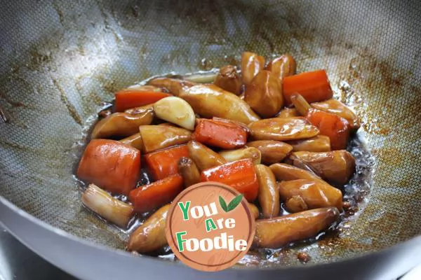 Good taste after dinner -- braised carrot with Pleurotus eryngii