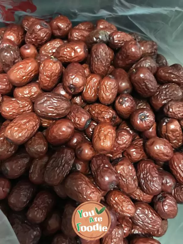 Peanut candy with jujube paste