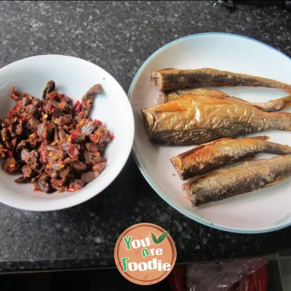 Steamed preserved fish