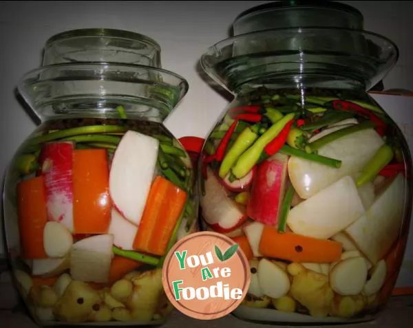 Sichuan pickles (experimental version of raw water and cold boiled vegetables)