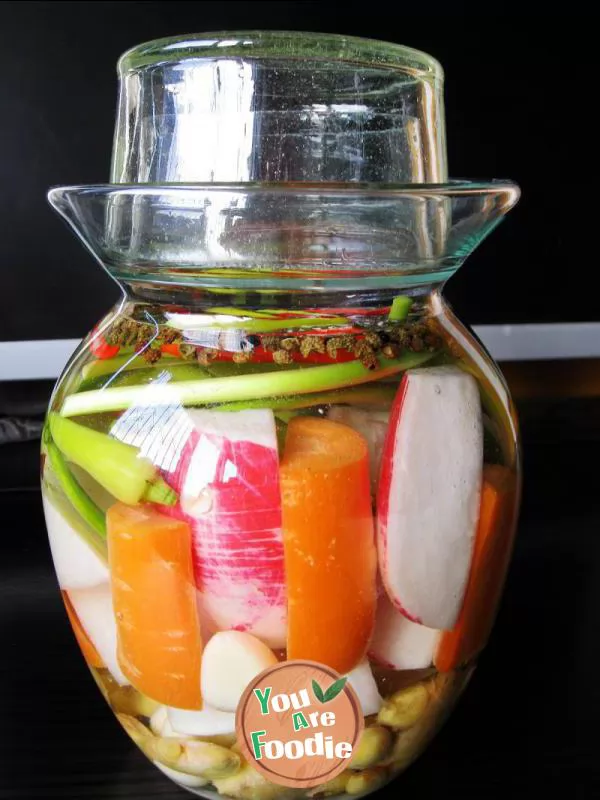 Sichuan pickles (experimental version of raw water and cold boiled vegetables)