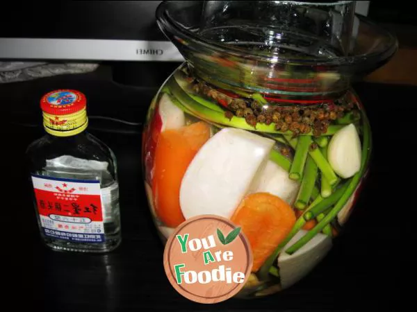 Sichuan pickles (experimental version of raw water and cold boiled vegetables)