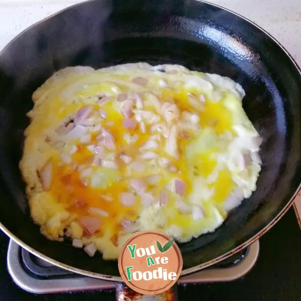 Fried egg with onion