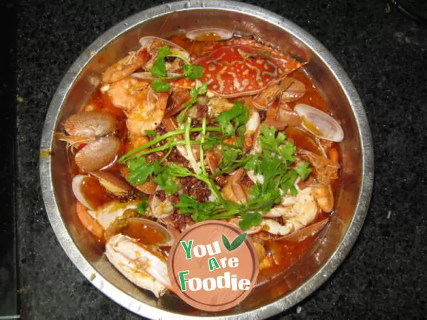 Spicy-boiled-seafood-pot