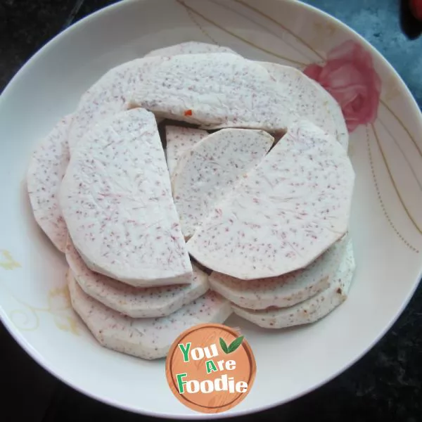 Steamed taro with bean paste