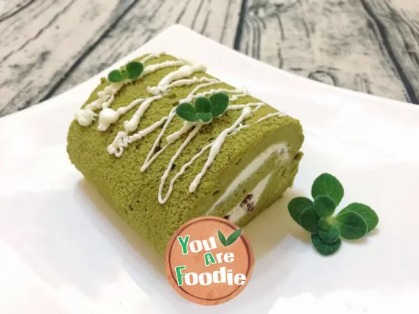 Matcha-honey-bean-cake-roll