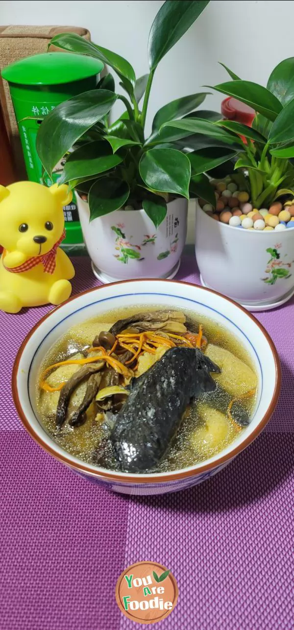 Black chicken mushroom soup