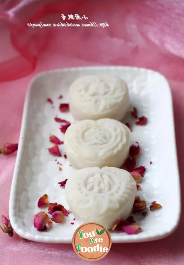 [ice covered moon cake] I love the pure ice