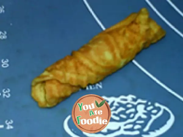 Crispy egg roll