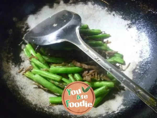 Stir fried plum beans with bamboo shoots and vegetables