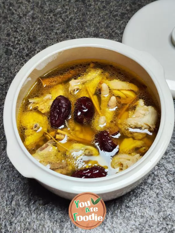 Stewed Chicken Soup with Ginseng Root