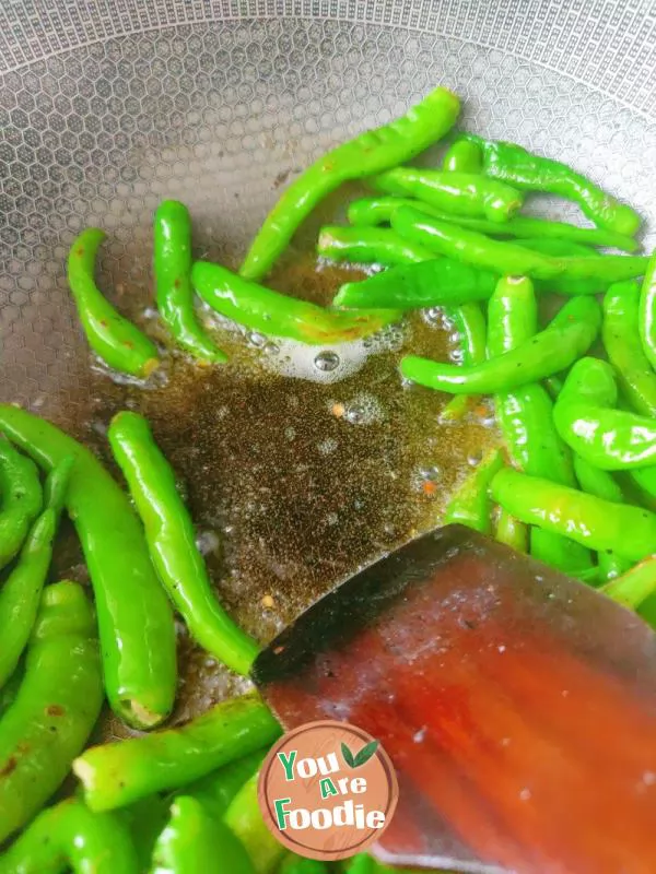 Stir fried green pepper