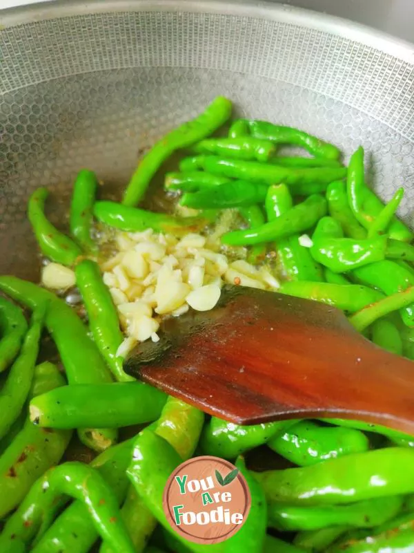 Stir fried green pepper