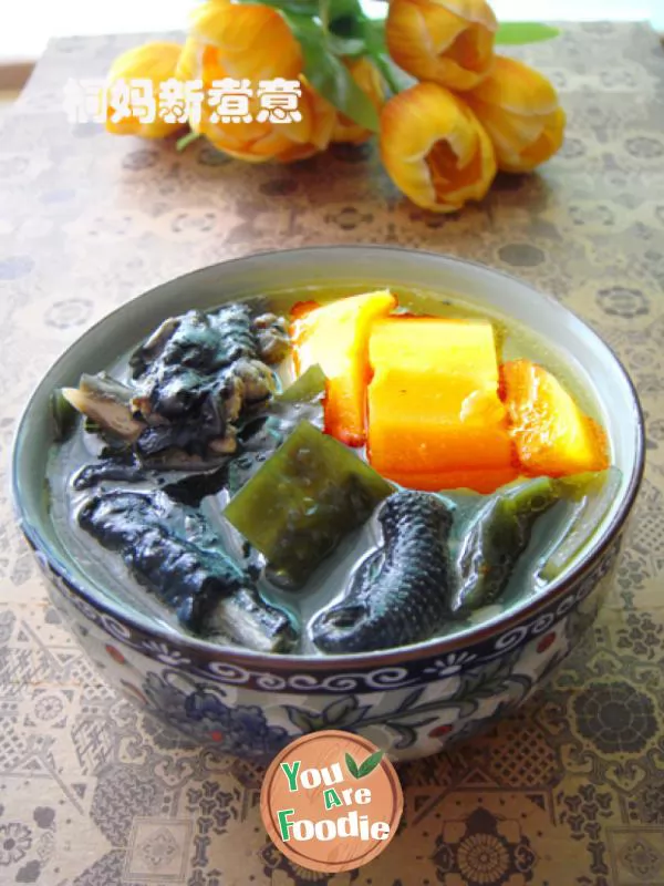 Black-chicken,-kelp-and-Papaya-Soup