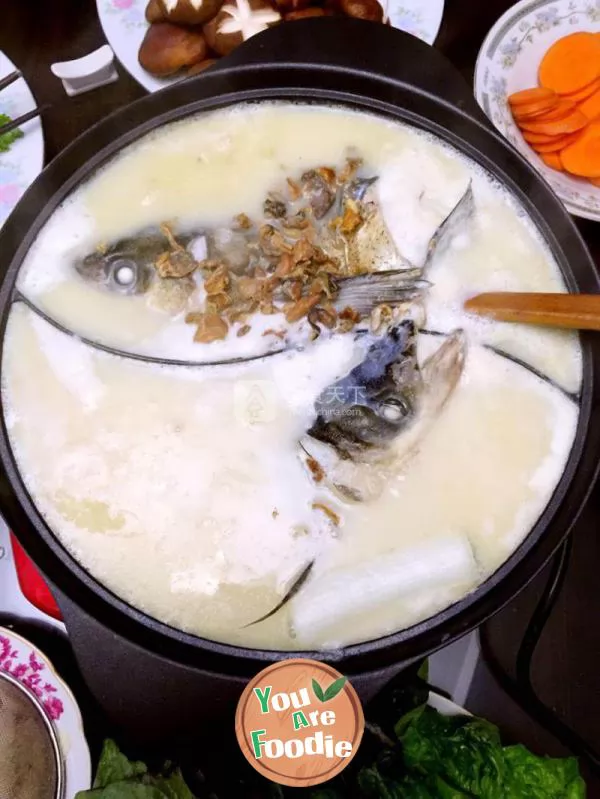 Fish head hot pot with soybean milk