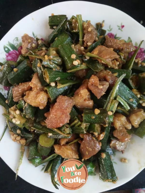 Fried pork with okra