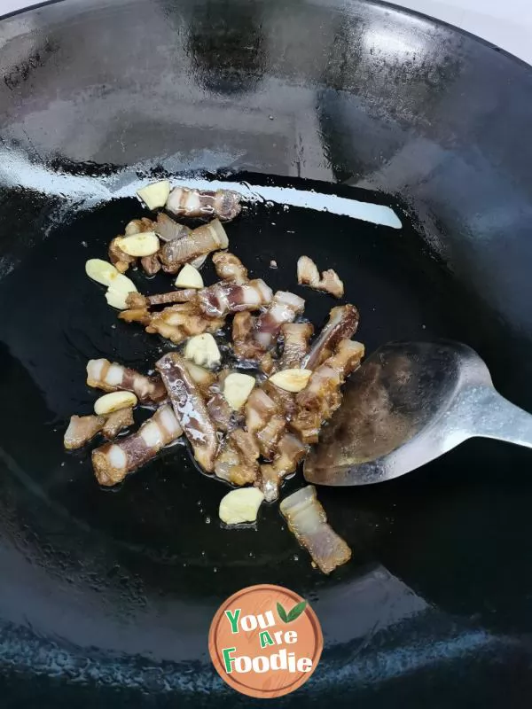 Stir fried Pork with Holland Beans