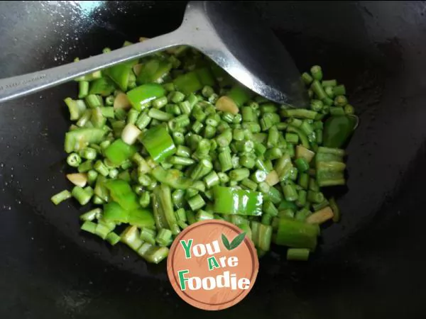 Simple - fried long beans with green pepper