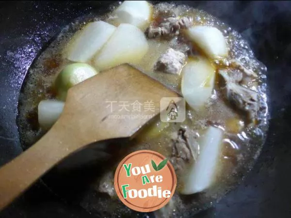 Braised keel with radish