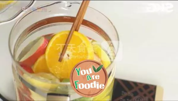 How to simply make nourishing and healthy fruit tea