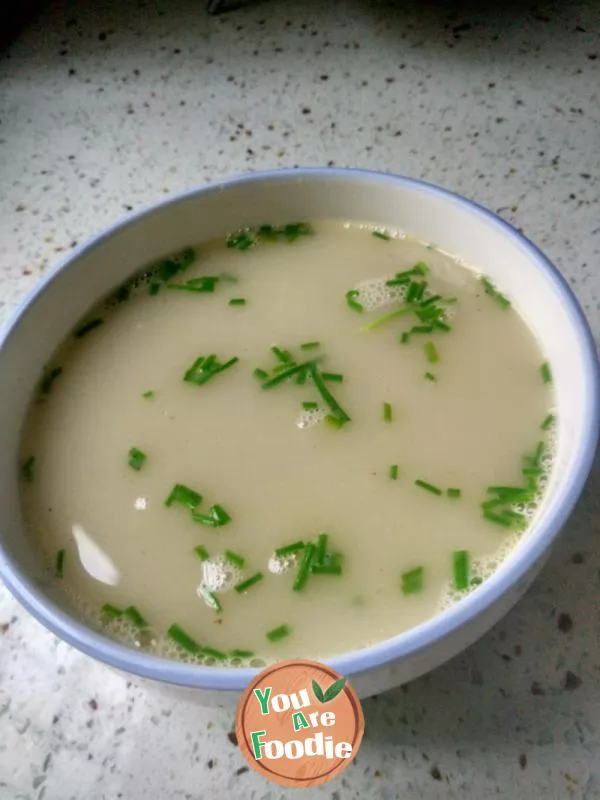 Crucian carp soup