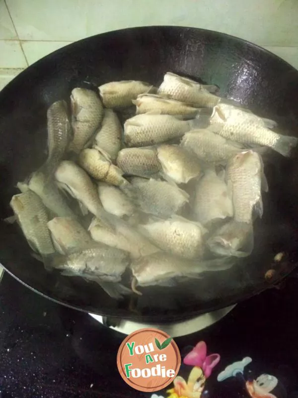 Crucian carp soup